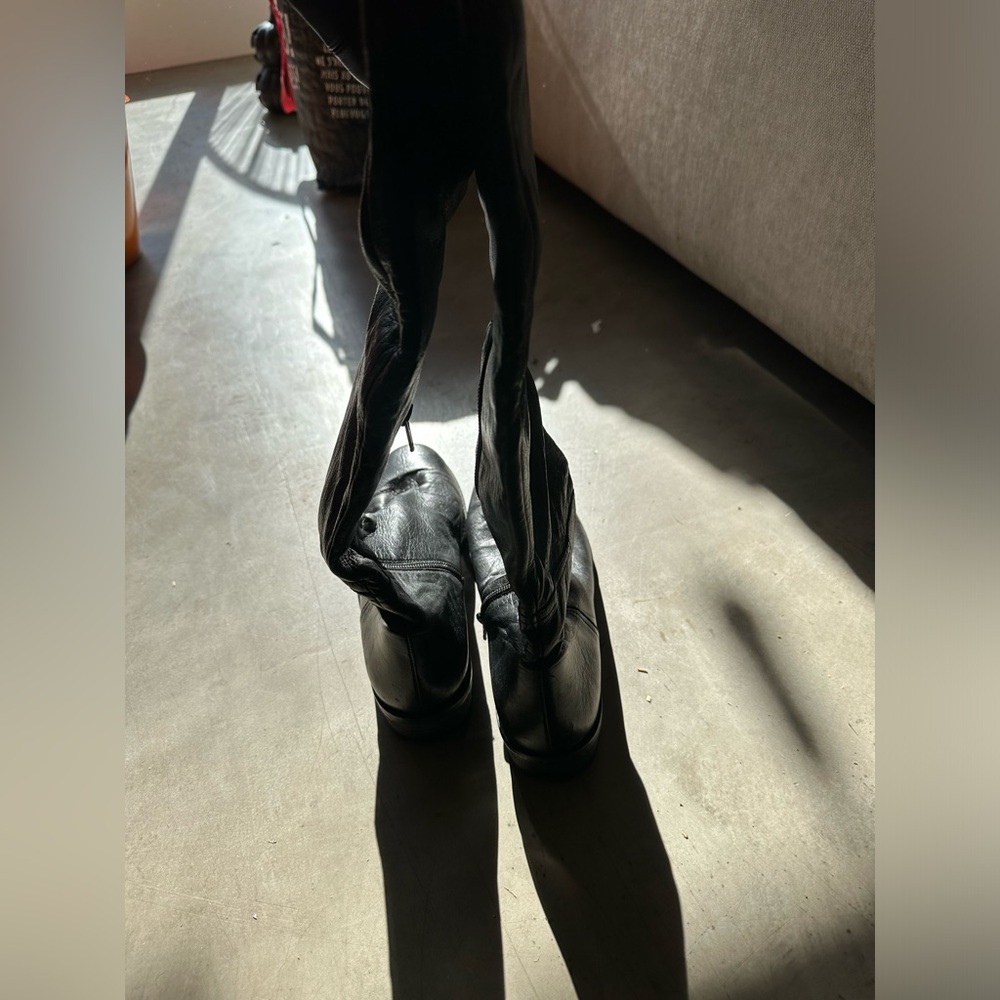 Stuart Weitzman Hilo Otk Boot 7.5 Vguc - image 5